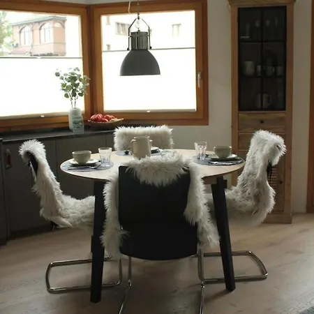 Chesa Freihof Apartment